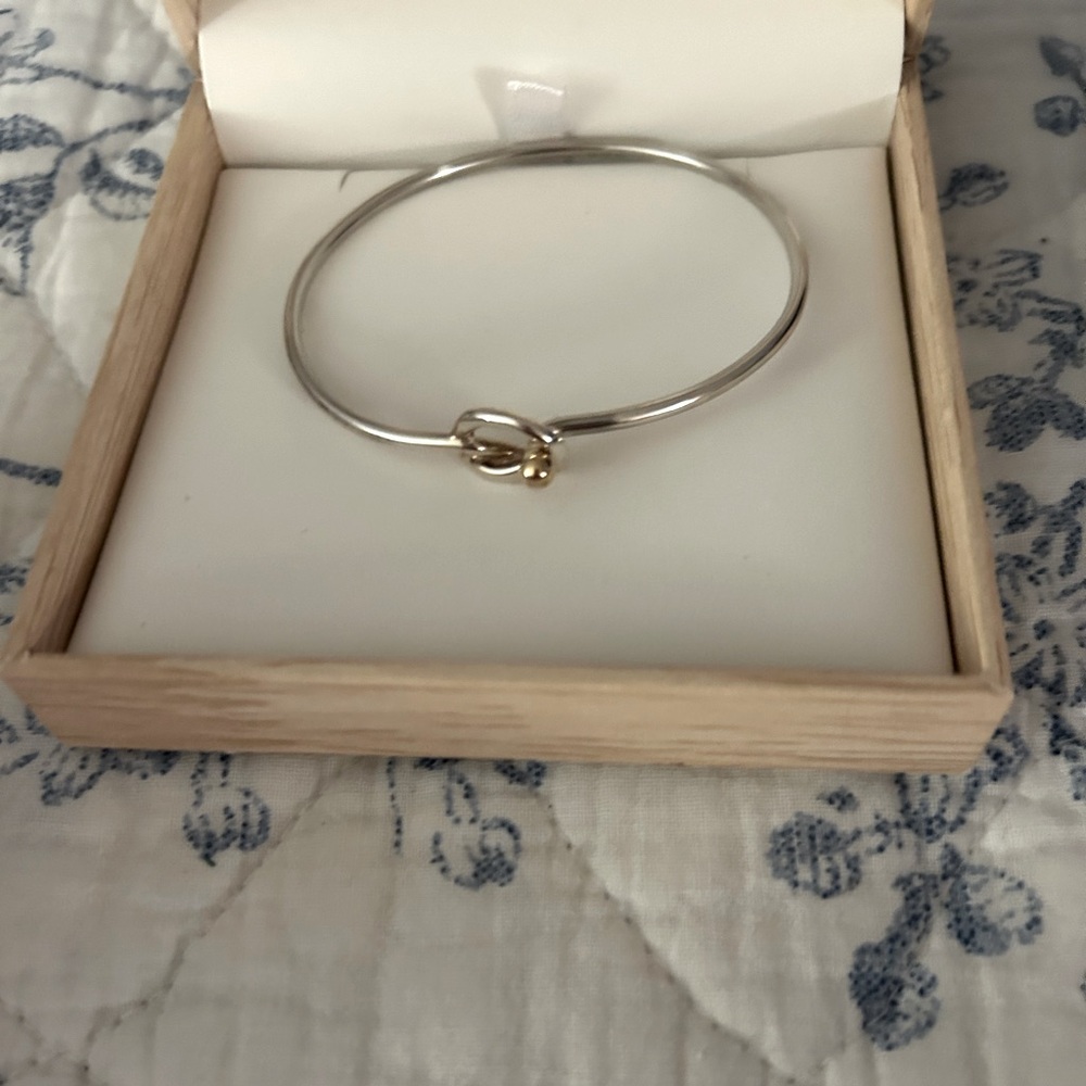 nautical bracelet (knot) silver/gold  size 6.5